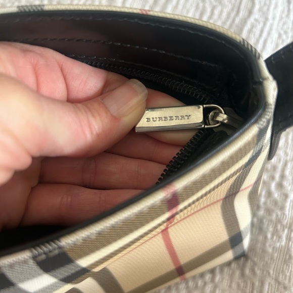 Authentic Vintage Burberry bag circa 2002 - Picture 9 of 9